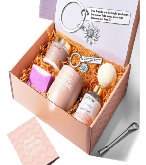 Lovery, Best Friend Gifts Bath and Body Kit Handmade Beauty Personal Care Gift Set, 8 Piece
