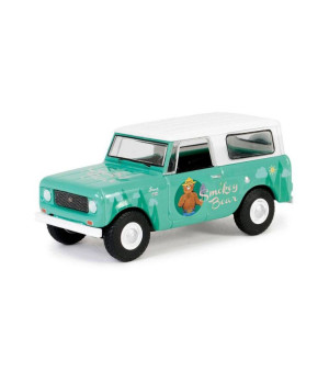 Greenlight Collectibles, 1/64 1961 Harvester Scout, Smokey Bear Series Greenlight