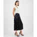 Color: Anne Black / Anne White